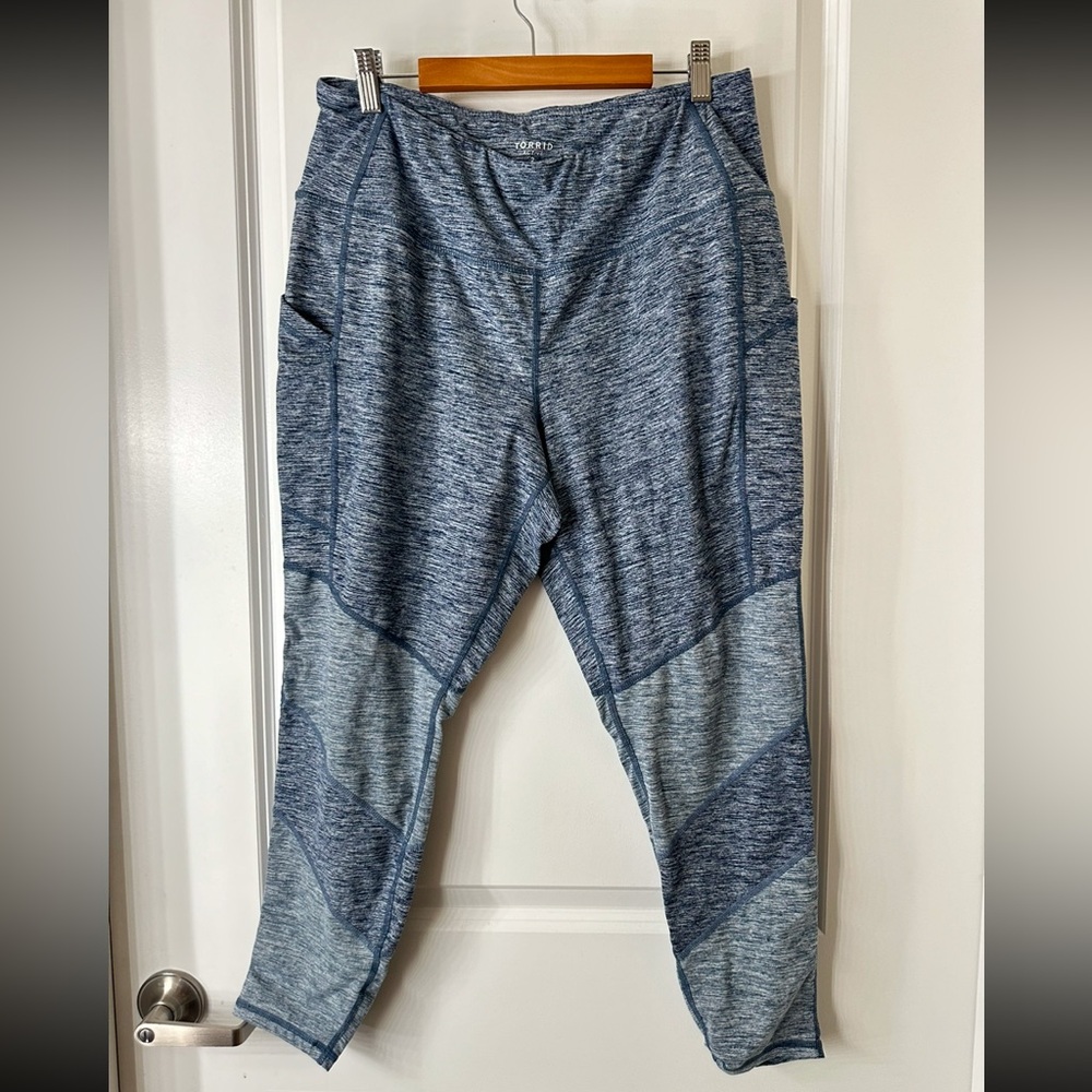 Torrid Active leggings